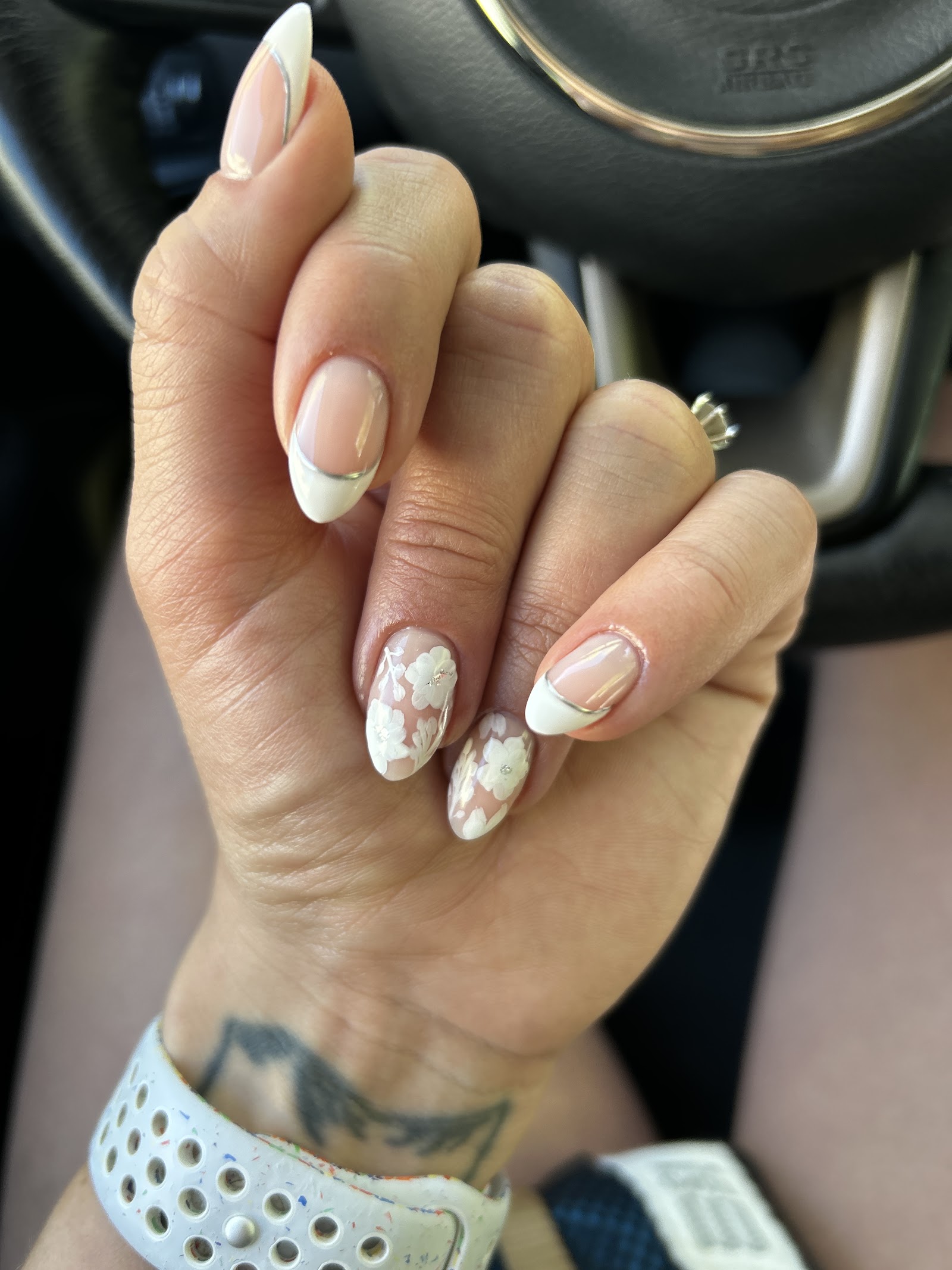 Piper Gretchen nail photo 7
